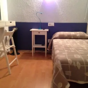 Delfos 2*, Barselona İspanya
